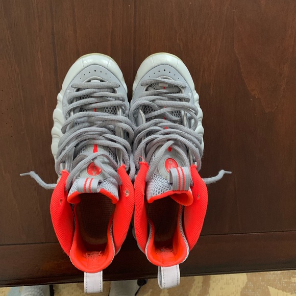 Yeezy Foams - Picture 4 of 5